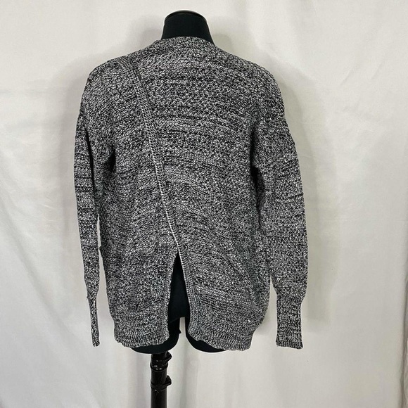 Abercrombie & Fitch Women's Black and White Cardigan - Picture 3 of 6